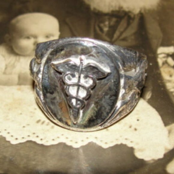Antiqued Sterling Silver World War II 2 United Sta - Picture 1 of 5